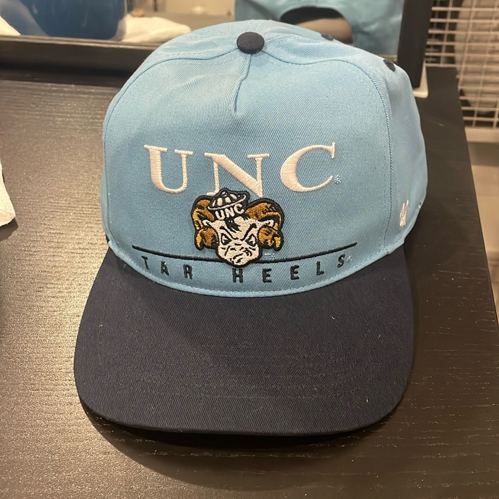 UNC Tar Heels SnapBack hat - NEW